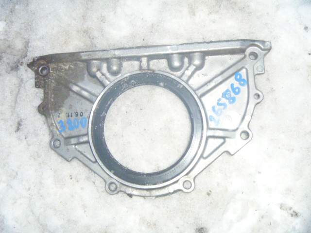Крышка коленвала задняя
 Infiniti
 Infiniti FX 35 / 45
 2007 г.в.,
                                кузов: S50; двигатель: 4,5 бензин;