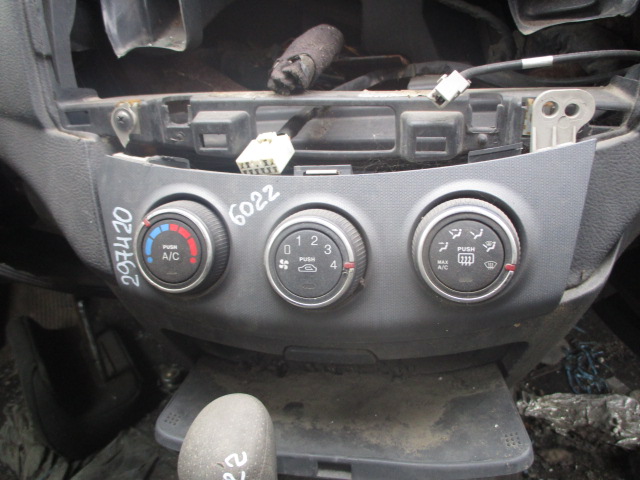 Управление климатической установкой / управление печкой
 Hyundai
 Elantra
 2009 г.в.,
                                 двигатель: 1,6 бензин / G4FC;