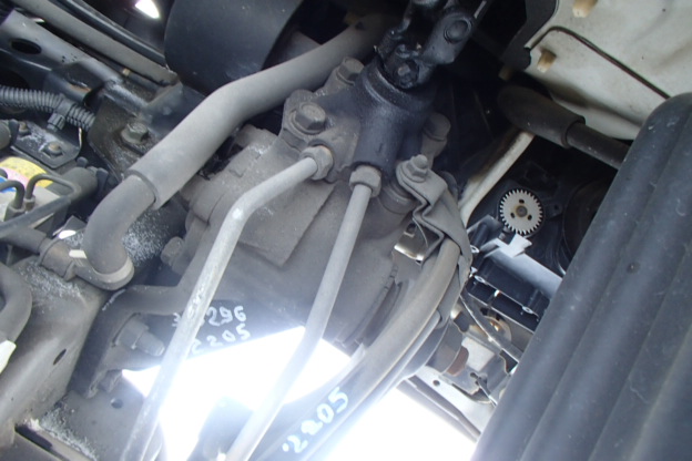 Рулевой редуктор / поросенок
 Isuzu
 Elf
 2005 г.в.,
                                кузов: NKR81; двигатель: 4HL1;