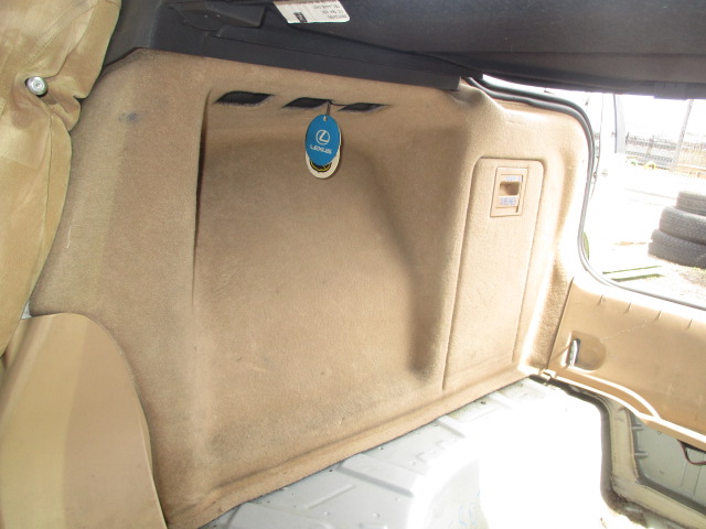 Обшивка багажника боковая нижняя
 Opel
 Vectra C
 2006 г.в.,
                                 двигатель: 2,2 бензин;