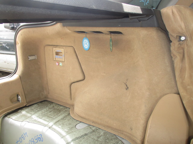 Обшивка багажника боковая нижняя
 Opel
 Vectra C
 2006 г.в.,
                                 двигатель: 2,2 бензин;