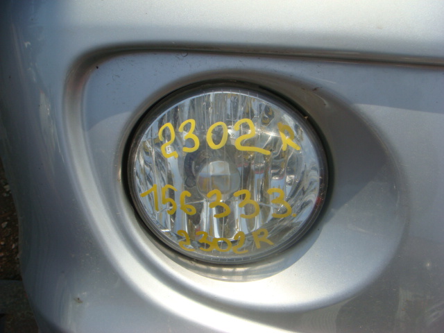Туманка правая / фара противотуманная
 Daihatsu
 YRV
 2001 г.в.,
                                кузов: M201G; двигатель: K3-VE;