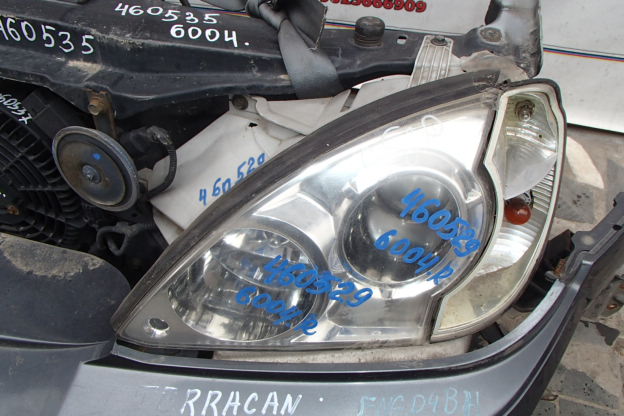 Фара левая
 Hyundai
 Terracan
 2001 г.в.,
                                 двигатель: 3,5 бензин;