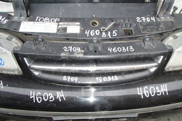Решетка радиатора
 Daewoo
 Prince
 1996 г.в.,
                                 двигатель: 1,8 бензин;