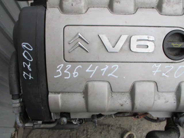 Двигатель в сборе
 Citroen
 C5
 2004 г.в.,
                                кузов: С5; двигатель: 3,0 бензин;